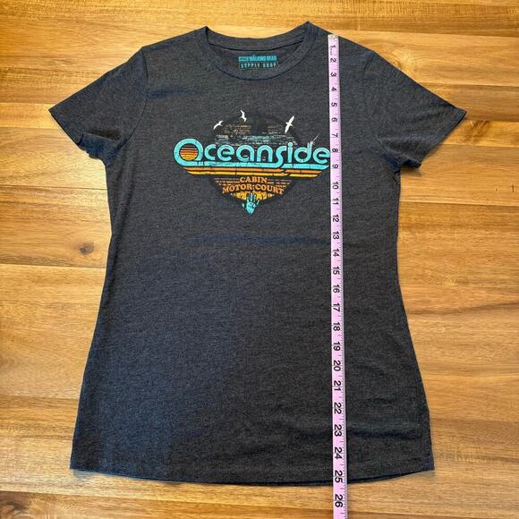 The Walking Dead Tee Womens Small Gray AMC Supply Drop T Shirt Oceanside Walker - Picture 7 of 8